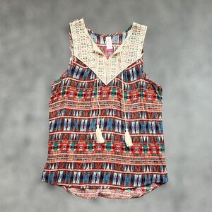 EUC No Boundaries Sleeveless Swing Top, L